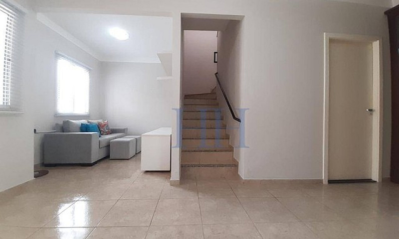 Casa Com 3 Dormitóri...