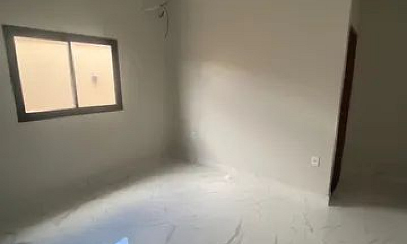 Linda Casa A Venda...