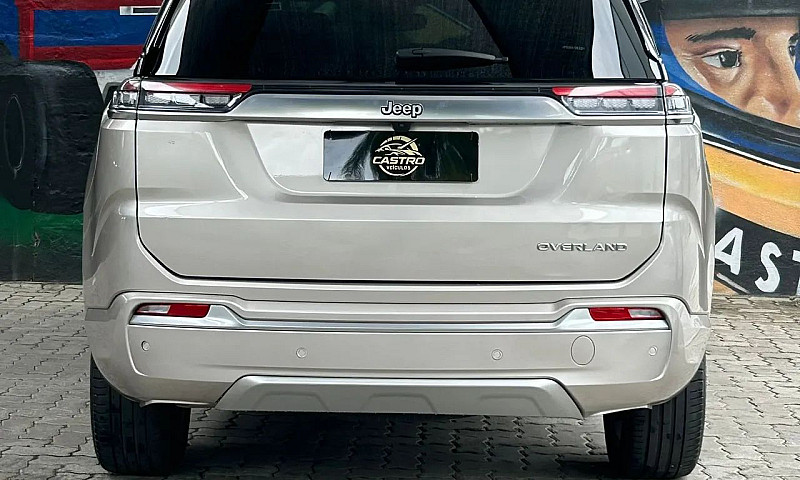 Jeep Commander Overl...