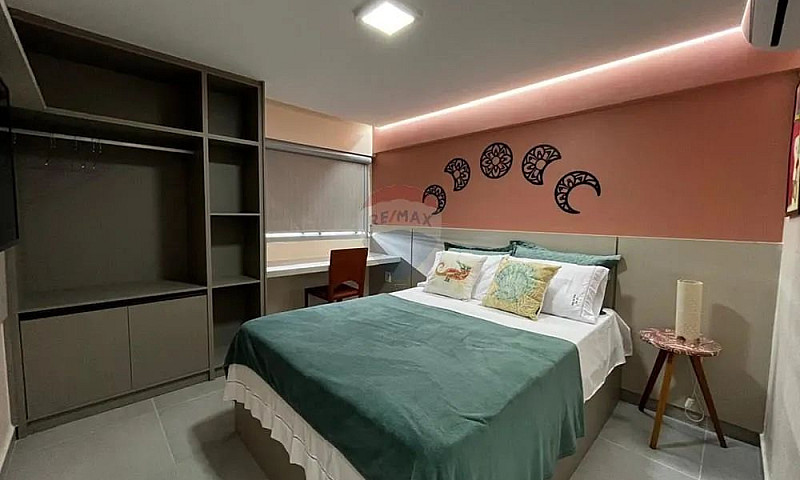 Flat No Condomínio V...