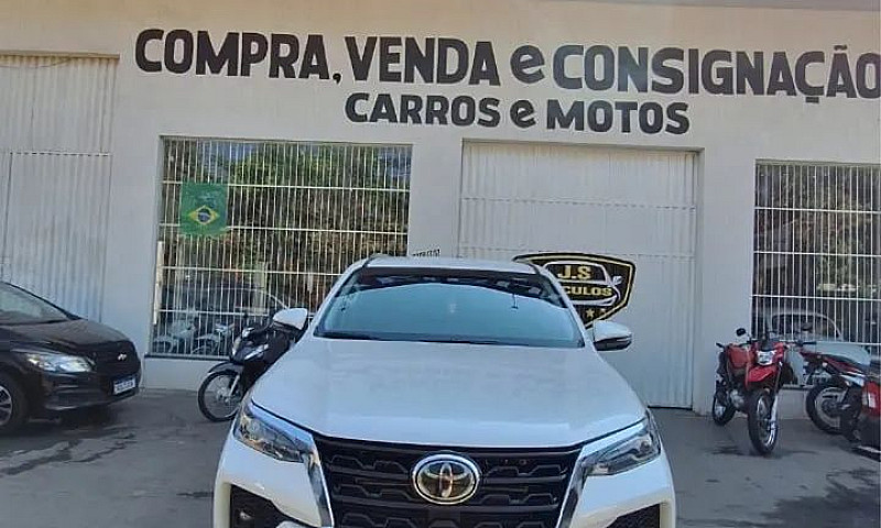 Toyota Hilux Sw4 Srx...