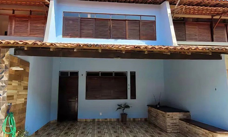 Alugo Casa Condomíni...