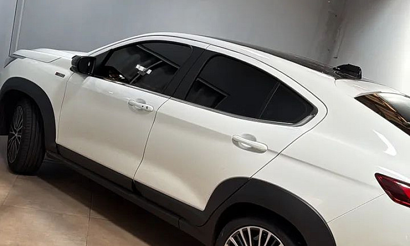 Fiat Fastback Limite...