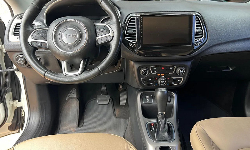 Jeep Compass Sport 2...
