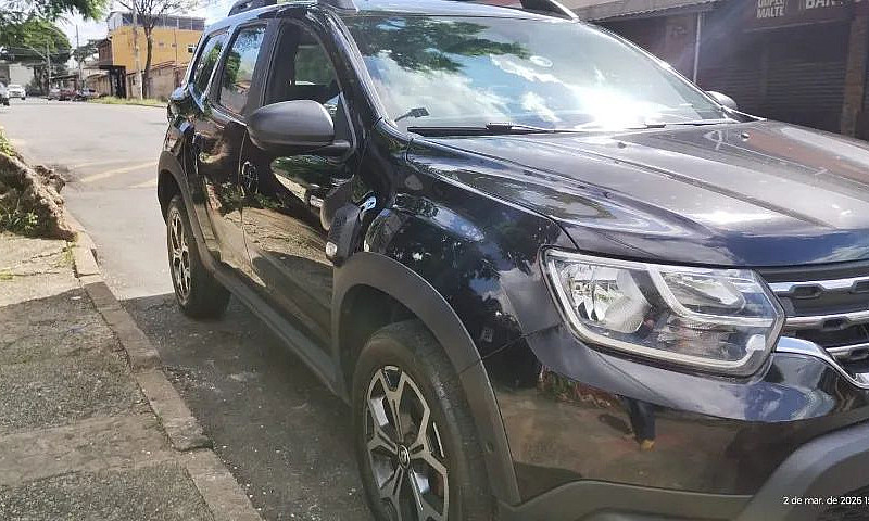 Renault Duster Iconi...