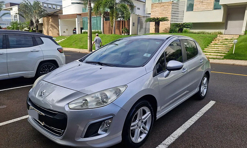 Peugeot 308 Allure 2...