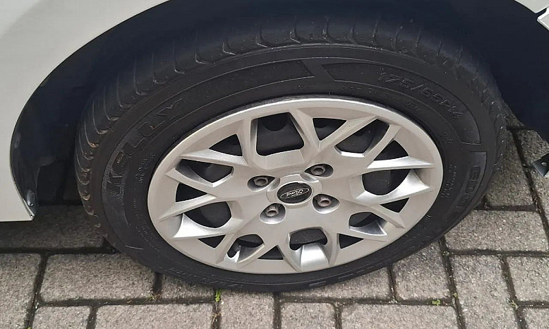 Ford Ka 1.0 Se/Se Pl...