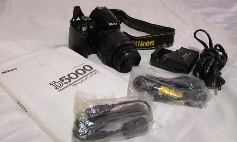 Nikon D5000 Lente 18...