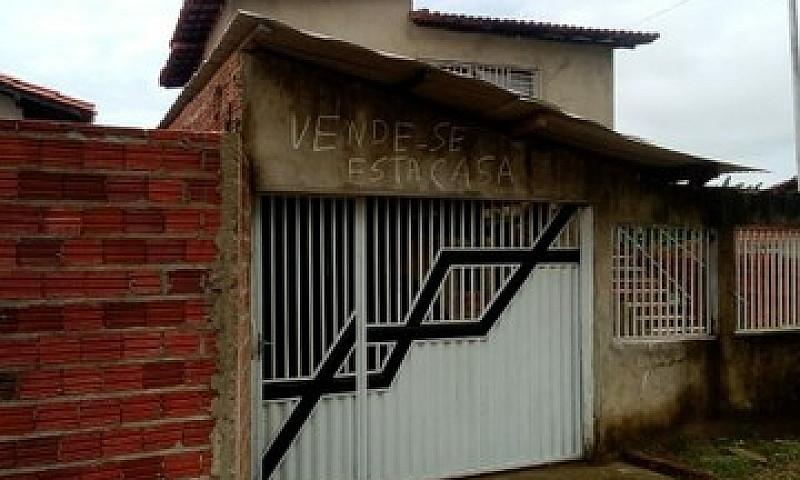 Vende-Se Prédio ...