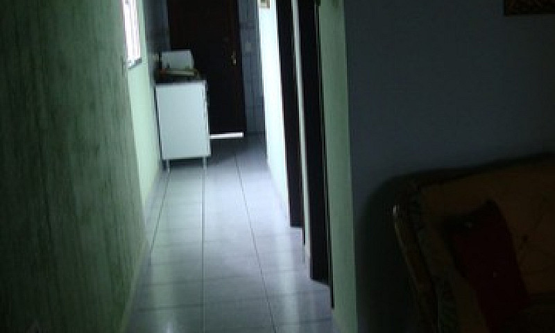 Sobrado No Centro De...