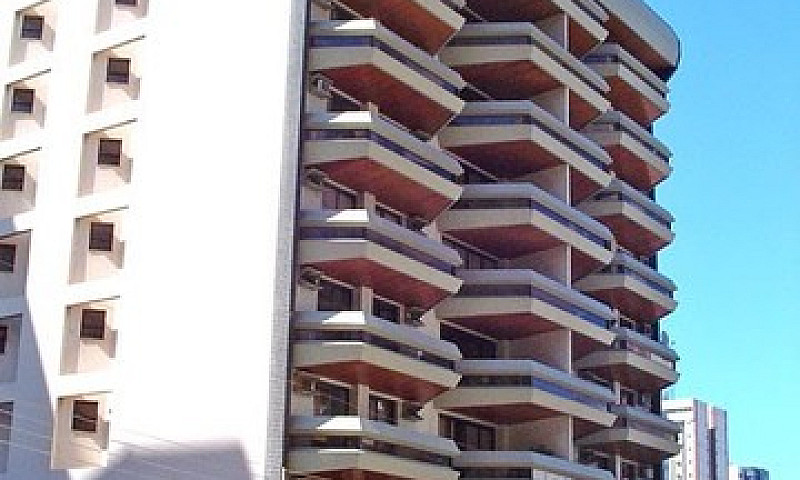 Apartamento 4 Quarto...
