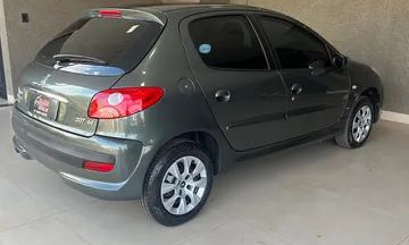Peugeot 207 Xr Hatch...