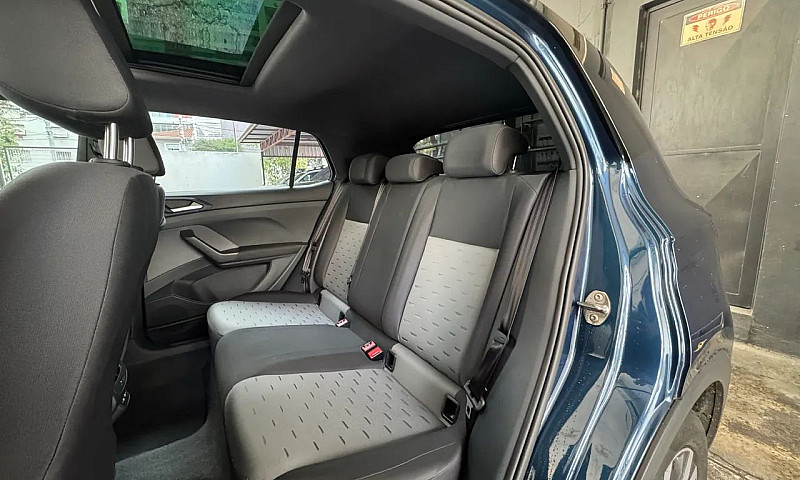 Volkswagen T-Cross C...