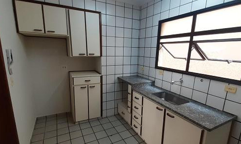 Apartamento De 1 Qua...