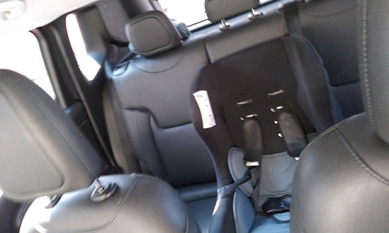 Jeep Renegade Longit...