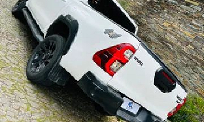 Hilux Srv 2022 + R$2...