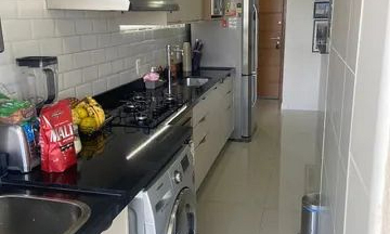 Apartamento Com Uma ...