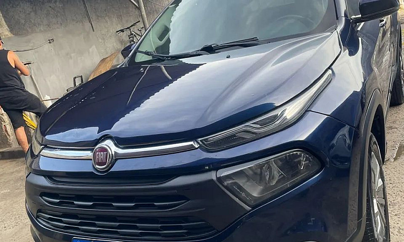 Fiat Toro Freedom 1....