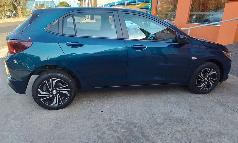 Chevrolet Onix Hatch...