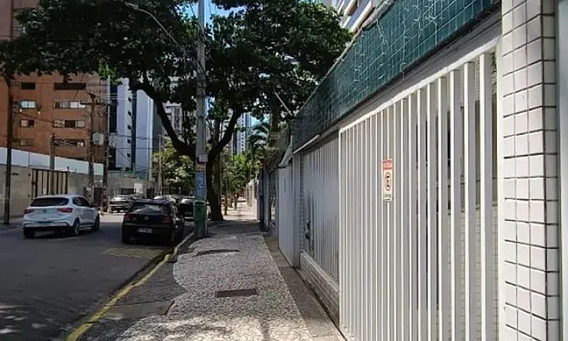 Alugo Apto 3 Quartos...