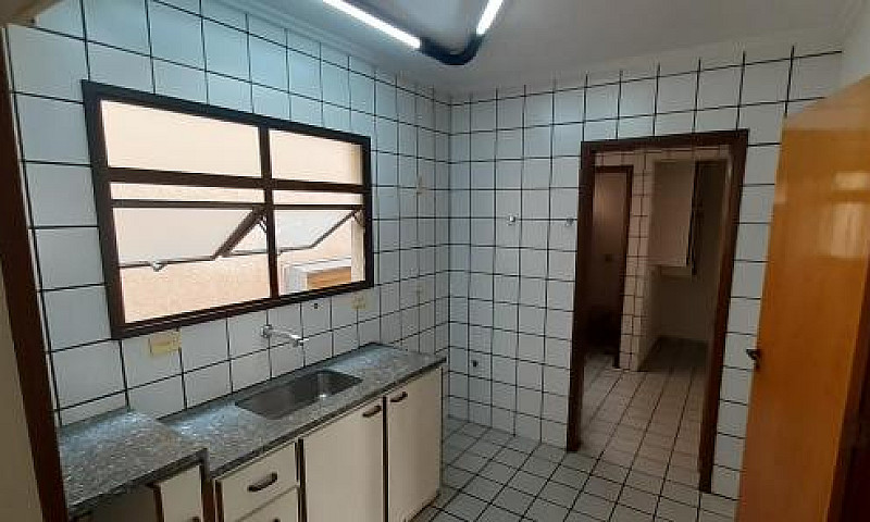 Apartamento De 1 Qua...