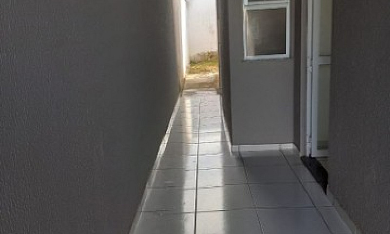 Aluga-Se Casa Com Do...