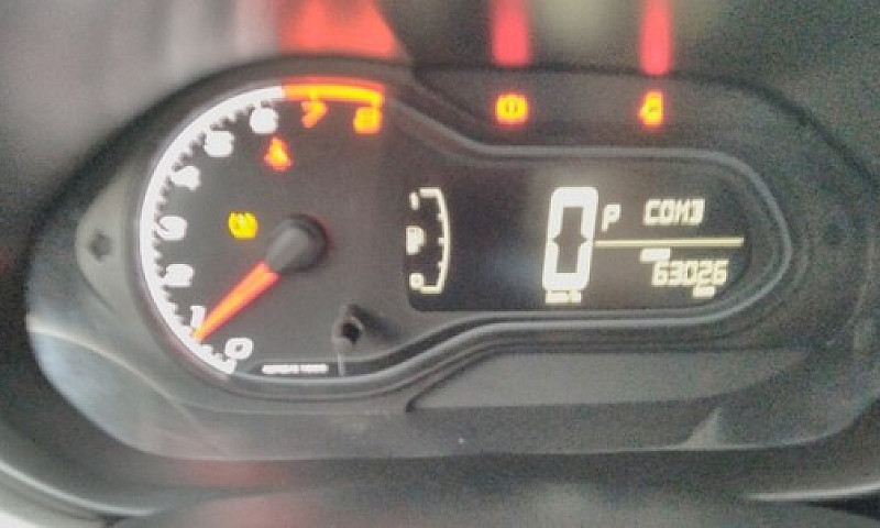 Chevrolet Prisma Adv...