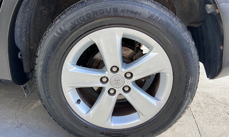 Toyota Rav4 2.0 Aut....