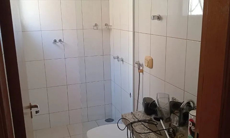 Vende Se Casa No Bai...