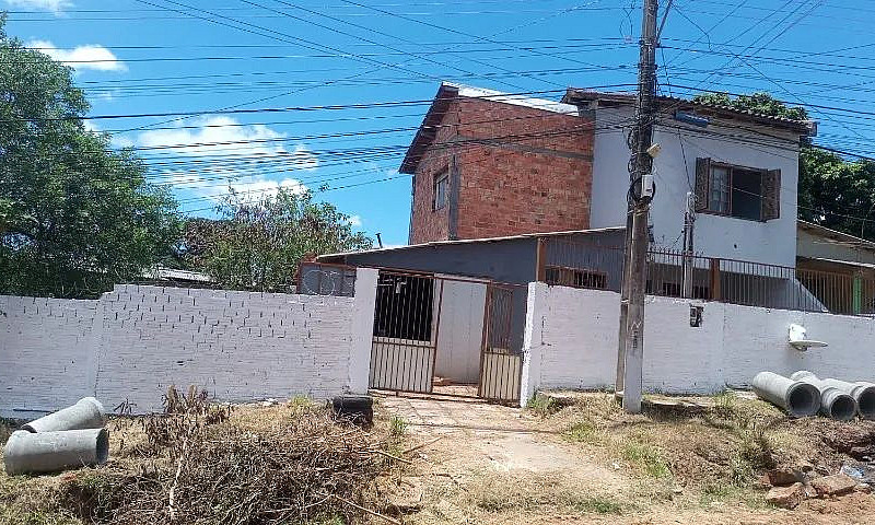 Casa Grande Com Vist...