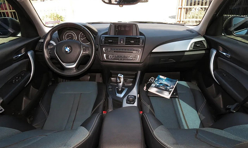 Bmw 118Ia / Urban/Sp...