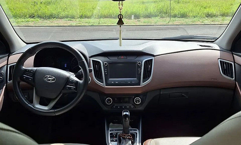 Hyundai Creta Presti...