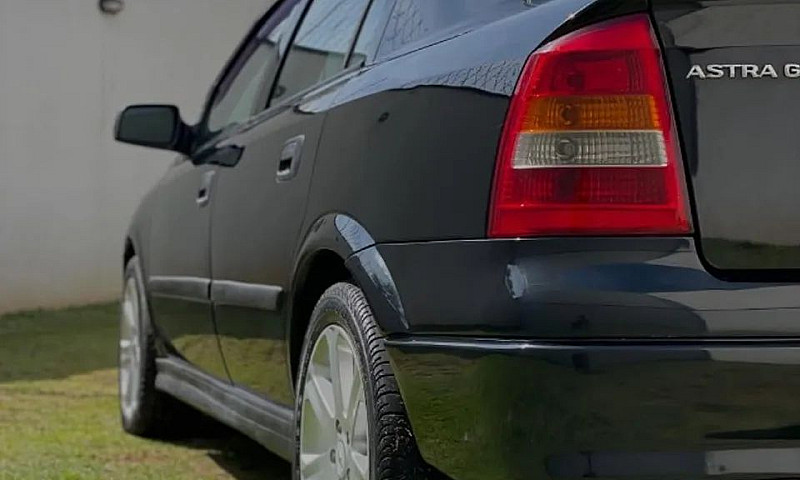 Chevrolet Astra Seda...