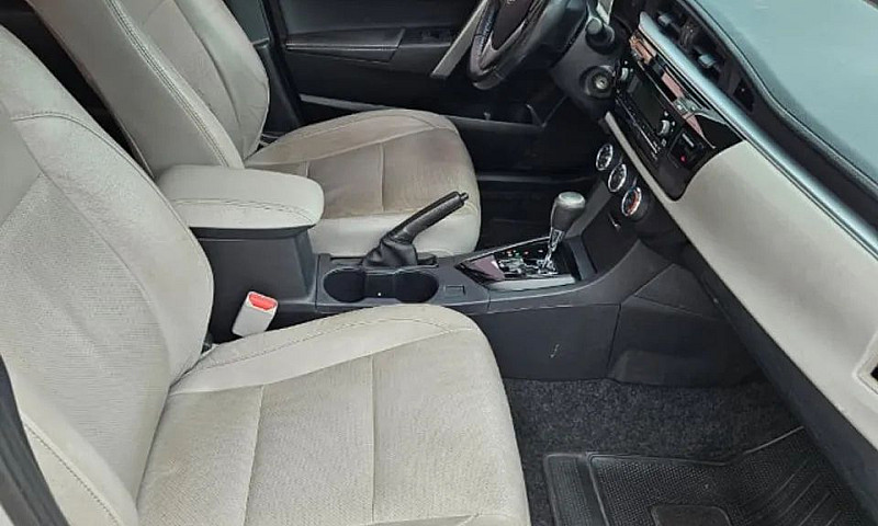 Toyota Corolla Gli 1...