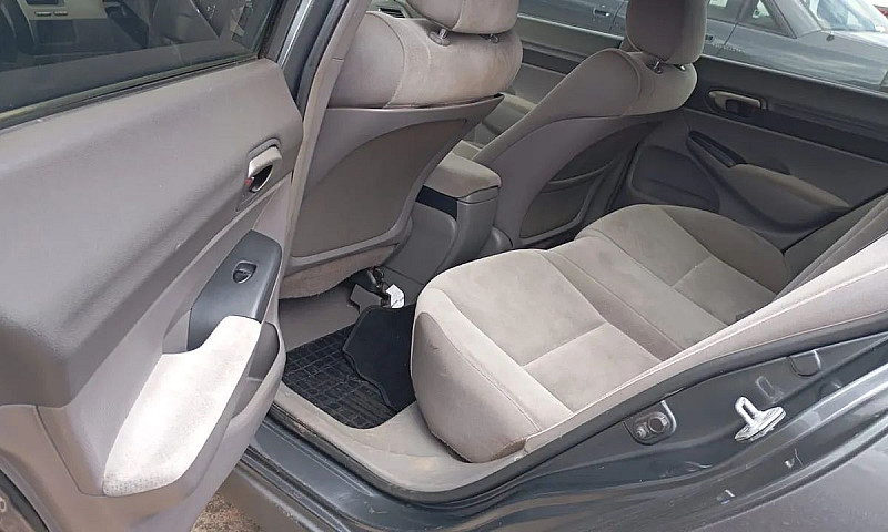 Honda Civic Sedan Lx...