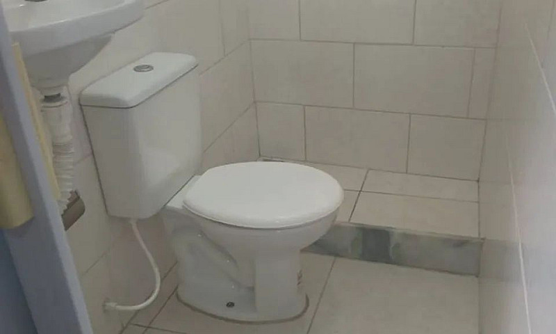 Aluga Quarto...