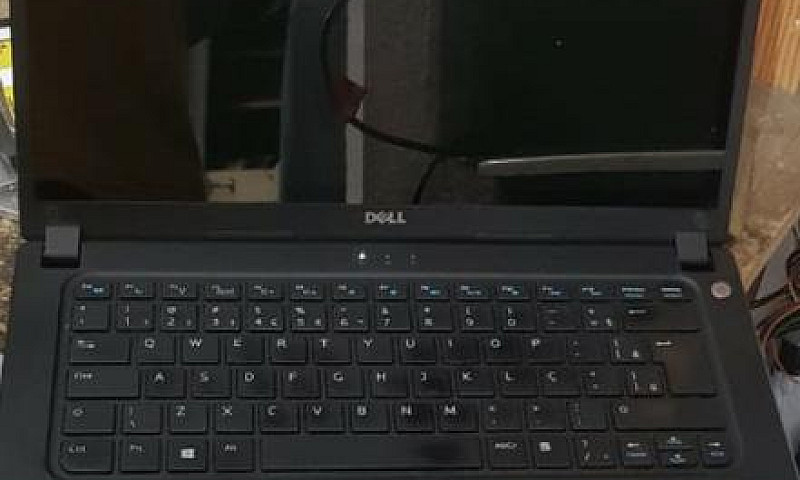 Ultrabook Dell Vostr...