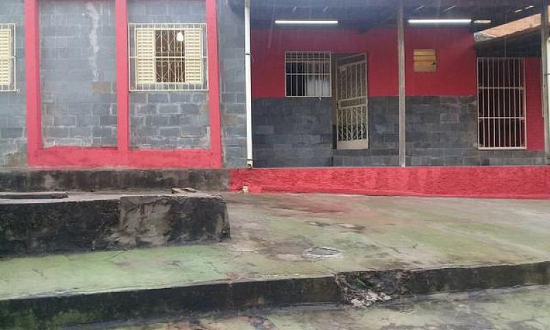 Aluga-Se Casa No Bai...