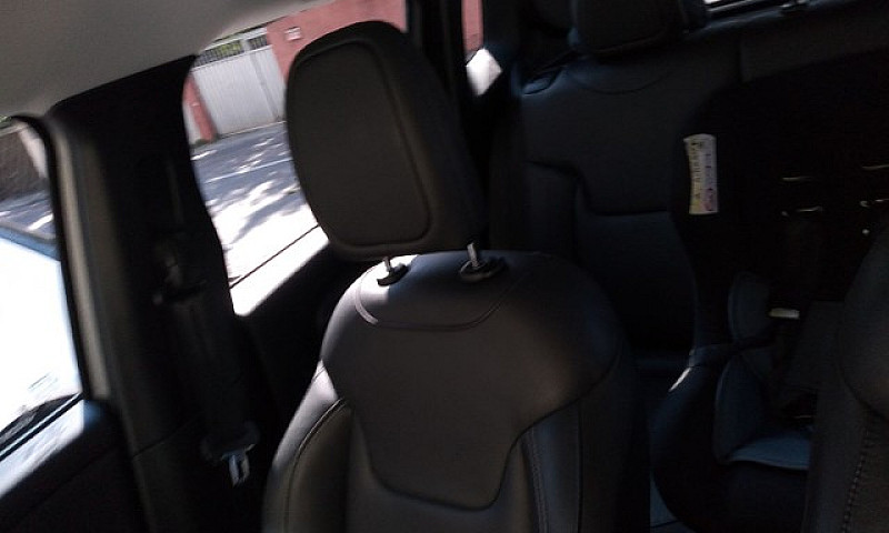Jeep Renegade Longit...
