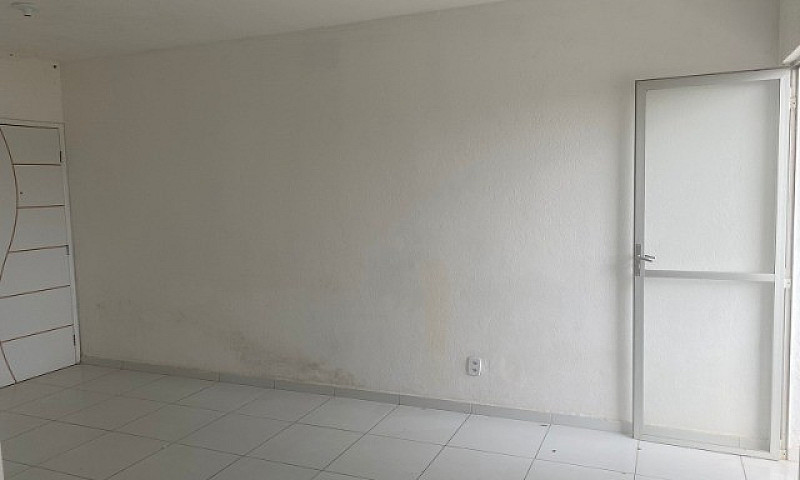 Apartamento Em Condô...