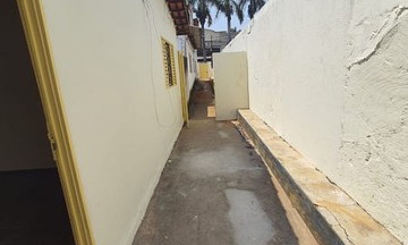 Casa  Com 2 Quartos ...