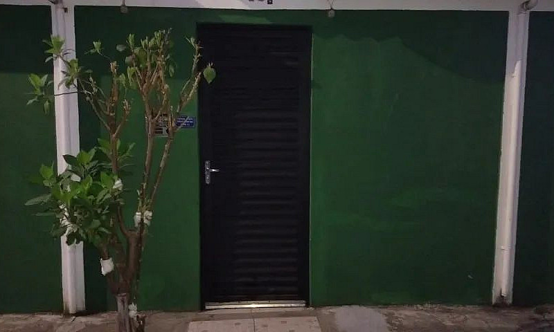 Quarto Para Até 2 Mu...