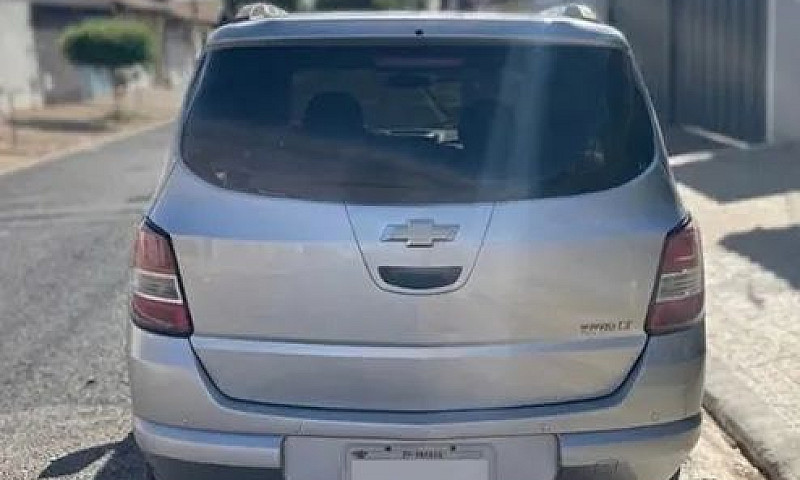 Chevrolet Spin Lt 1....