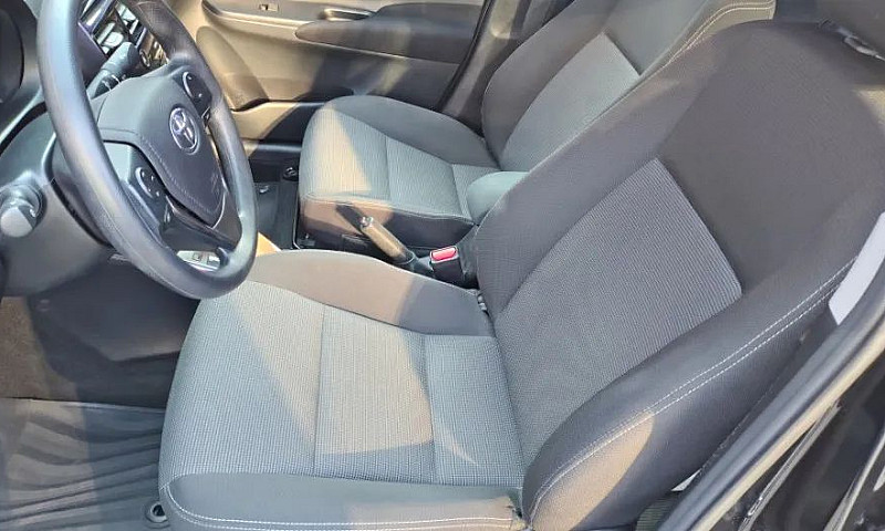 Toyota Yaris Xl 1.5 ...