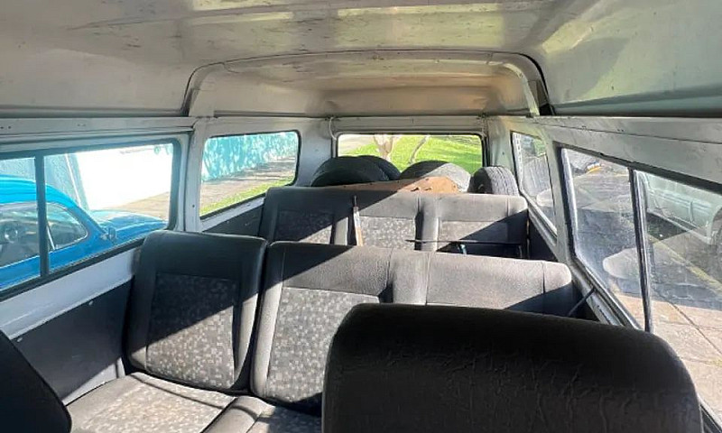 Volkswagen Kombi Sta...
