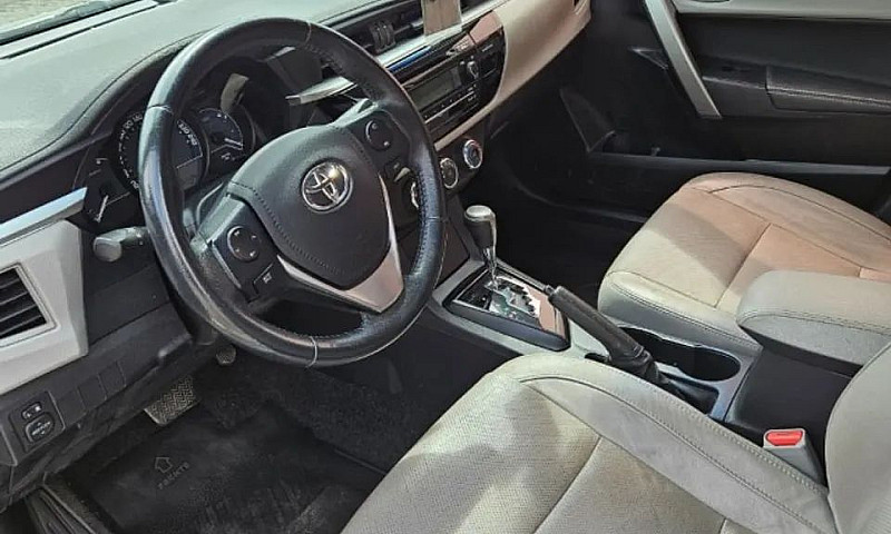 Toyota Corolla Gli 1...