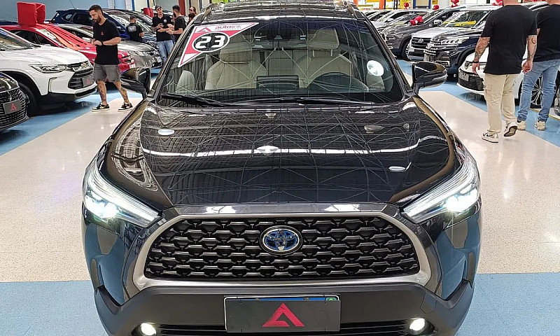 Toyota Corolla Cross...