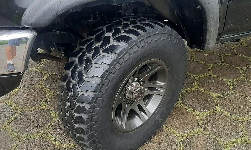 Toyota Hilux Cd Sr5 ...