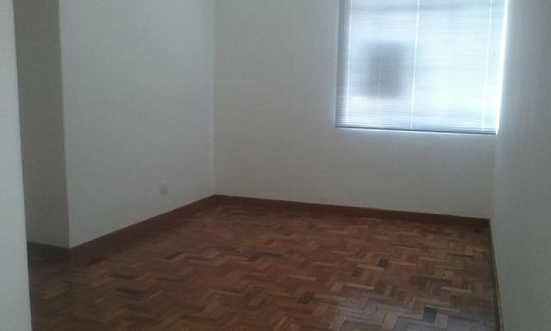 Aluga-Se Apartamento...