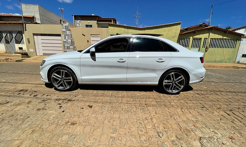 Audi A3 2.0 Performa...